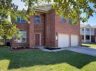 106 Mossy Rock Cv, Hutto, TX 78634