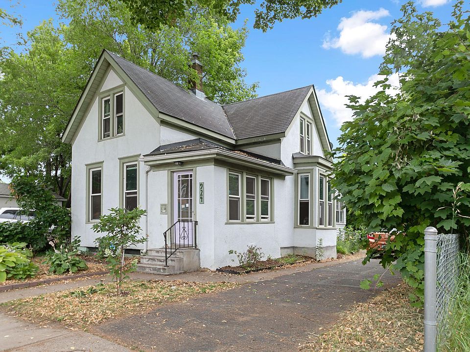 1st image of 924 Fremont Ave