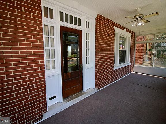 5th image of 111 S Church St