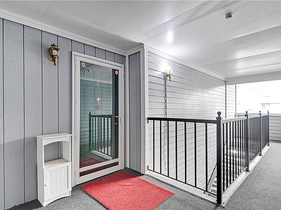 2nd image of 4013 S Crysler Ave #8-26