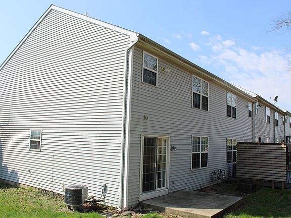 3rd image of 49 Tupelo St