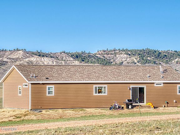 2nd image of 113 Gunsmoke Rd