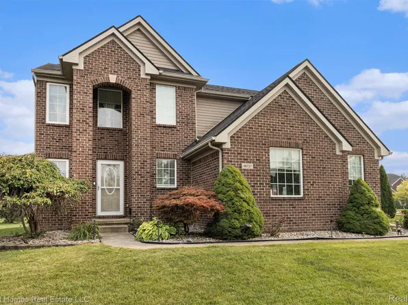 46127 Ashton Woods Ct, Canton, MI 48187