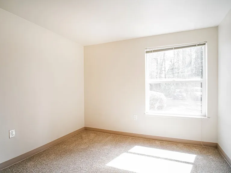 Crystal Lake Apartments — Photo 9