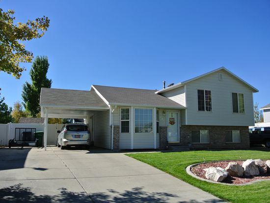 4951 S 3975 W, Roy, UT 84067