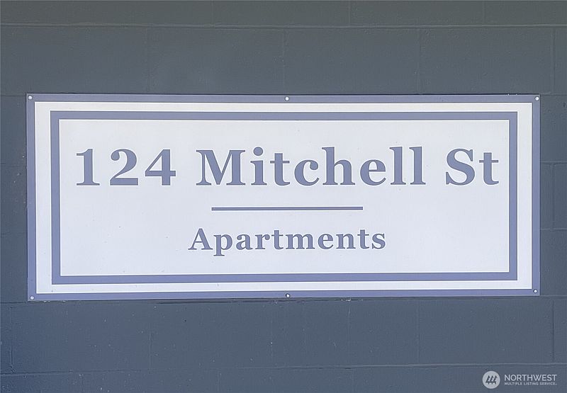 2nd image of 124 Mitchell Street