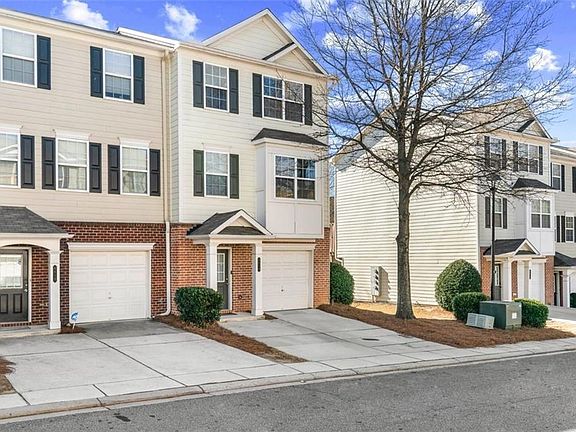 4th image of 6816 Blackstone Pl