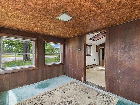 5th image of 13 Elm Street