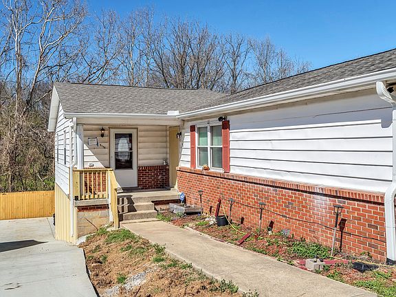 3rd image of 8115 Bonnafair Dr