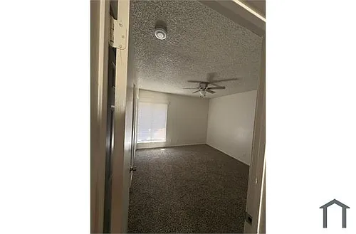 5112 N West Ave #102 Photo 1