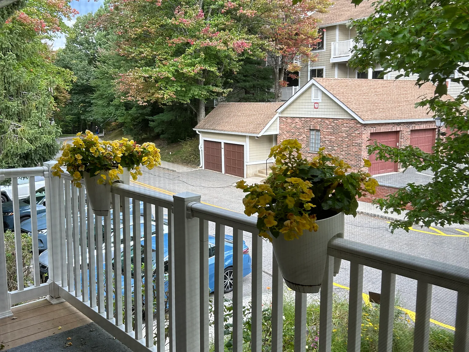 2 bed, 1.5 bath, 1100 sqft, $2,600 — Photo 1