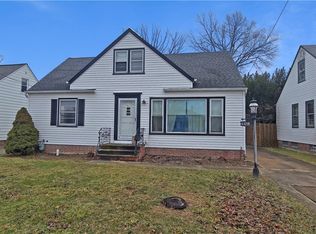 351 Clarmont Rd, Willowick, OH 44095
