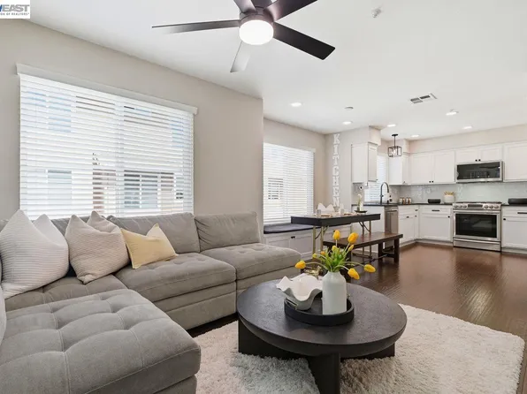 4847 Mangrove Dr, Dublin, CA 94568