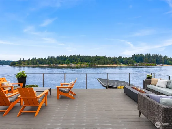 3154 Point White Drive NE, Bainbridge Island, WA 98110