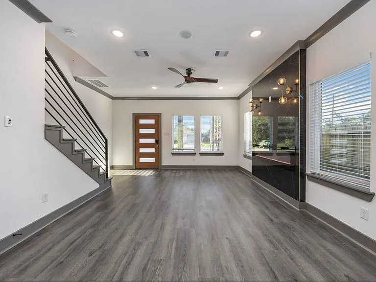 8018 Attwater St #B — Photo 3