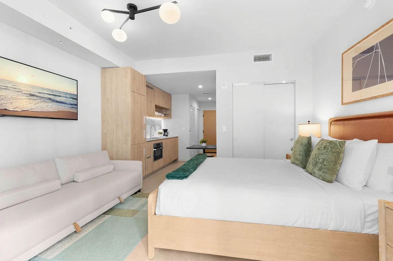 Studio, 1.0 bath, 419 sqft, $4,195 — Photo 2
