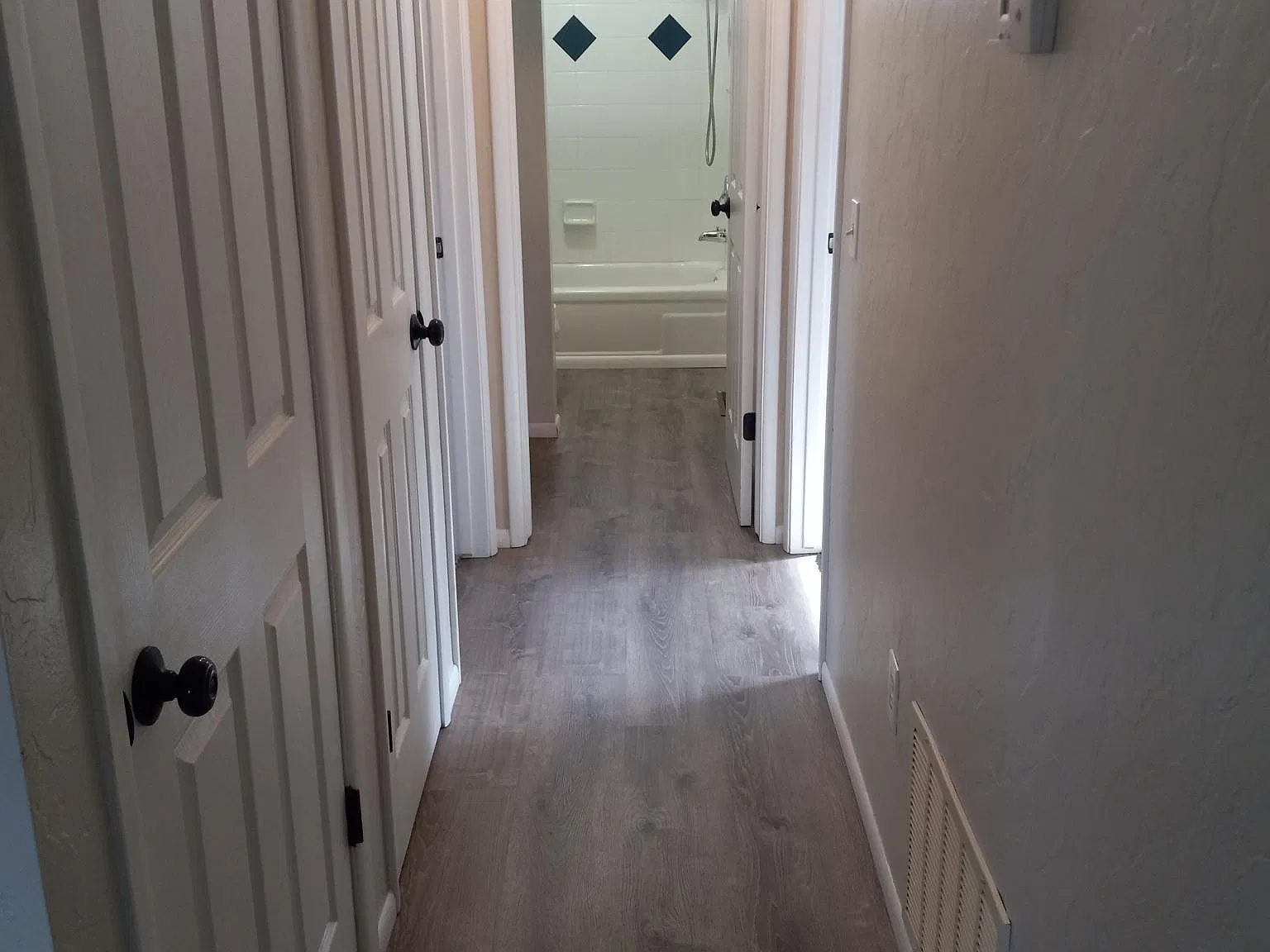 3 bed, 1620 sqft, $2,400 — Photo 4