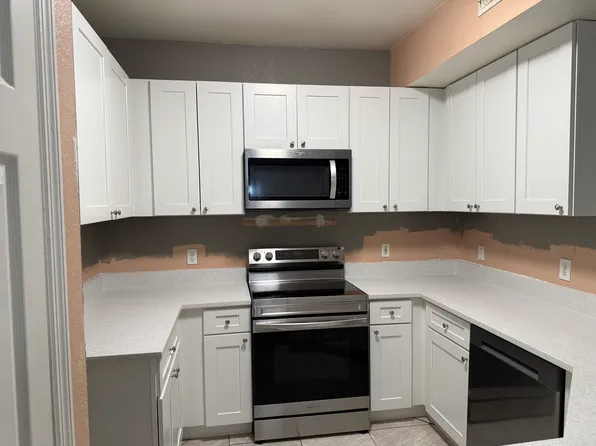 2000 Erving Cir, Ocoee, FL 34761