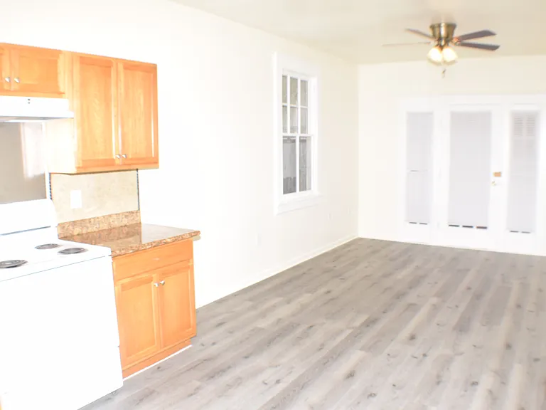 3317 Short St — Photo 5