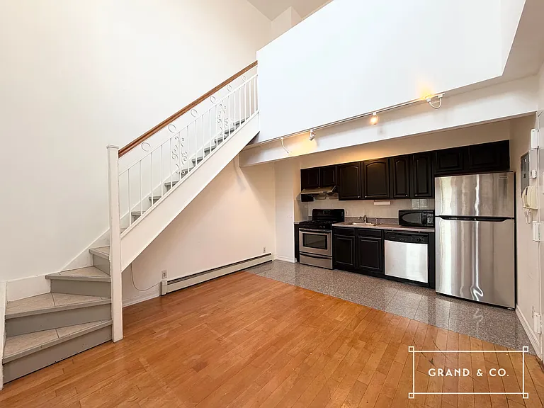 874 Lorimer St #402 — Photo 1
