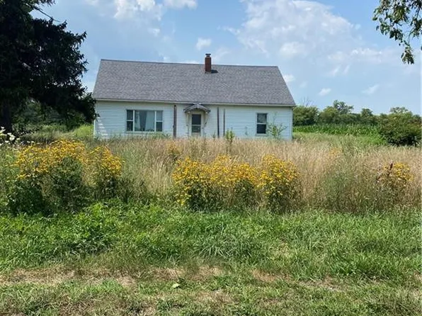 1381 Roundhead Rd, Deshler, OH 43516