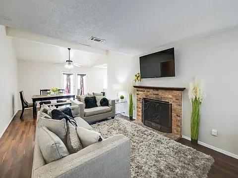1500 Winderemere Dr — Photo 3