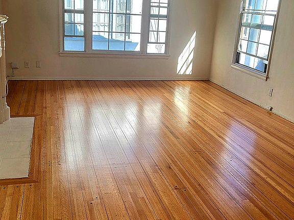 2nd image of 1227 1/2 S Orlando Ave