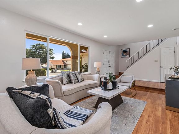 2nd image of 3653 Woodley Dr