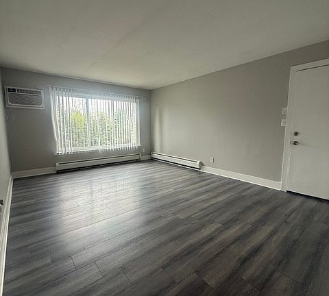 2nd image of 360 Rosebud St #307