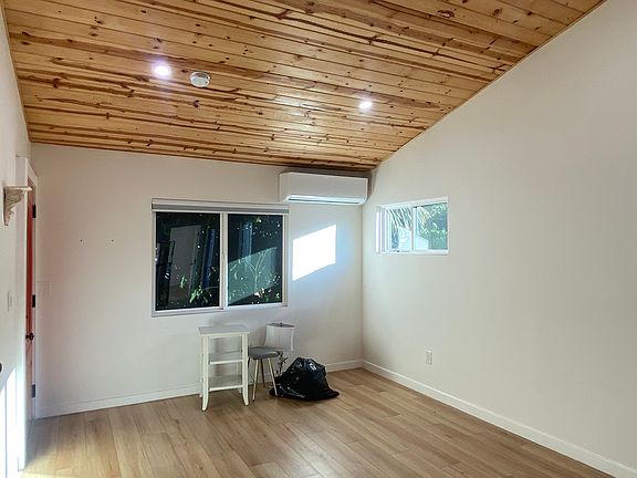 4th image of 5667 Ash St #5667