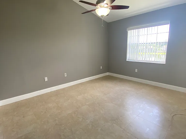 2820 N Oakland Forest Dr #307-1 — Photo 22