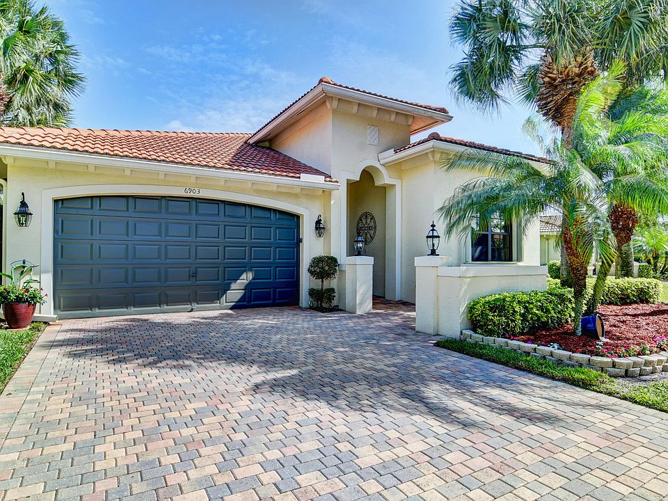 1st image of 6903 Adriano Dr