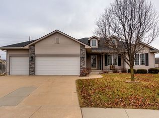 805 NW Parkside Dr, Ankeny, IA 50023