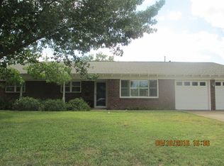 1917 Huntington St, Midland, TX 79705