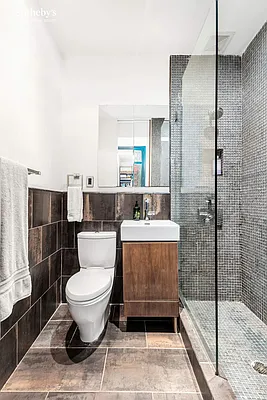 Sold by Sotheby's International Realty | media 9