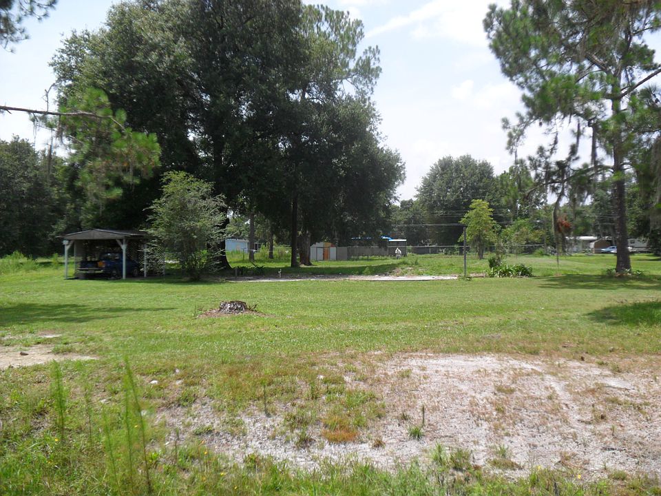 2nd image of 1623 Slash Pine Rd