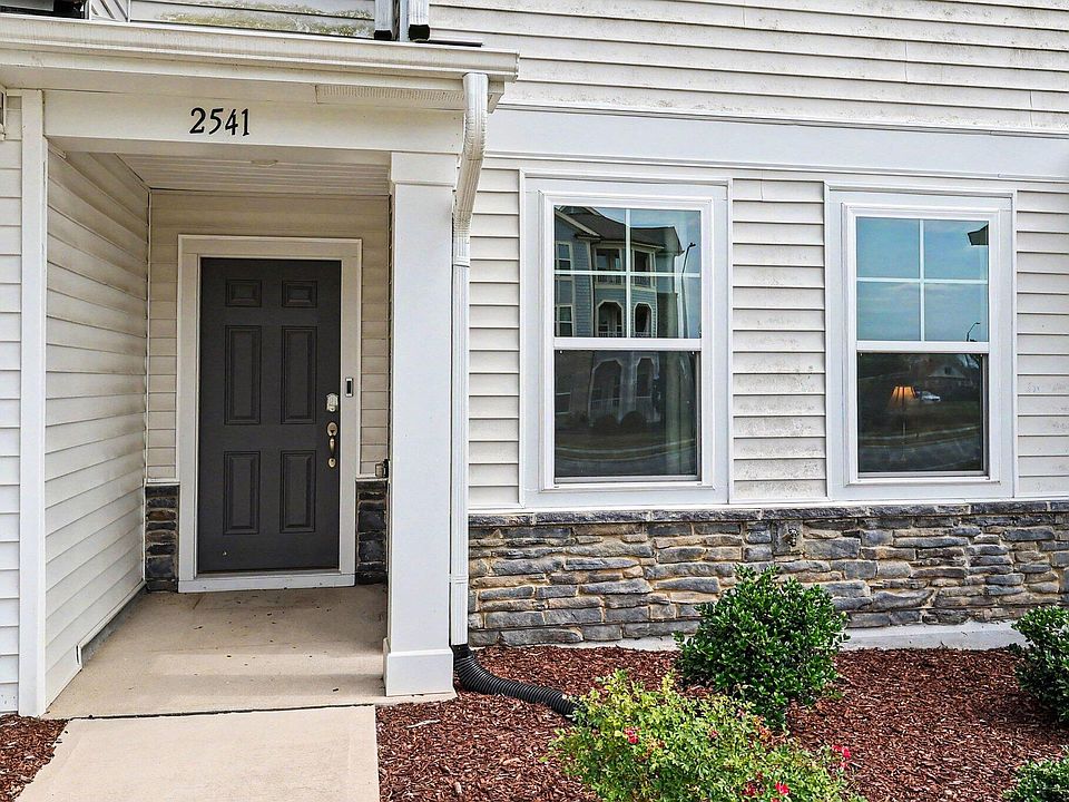 1st image of 2541 Kasota Ln