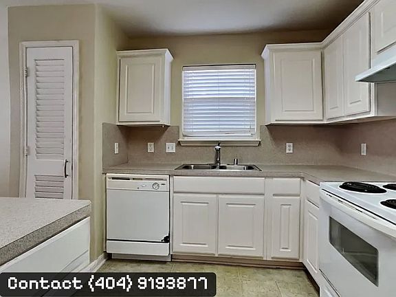 4th image of 4814 San Antonio River Dr