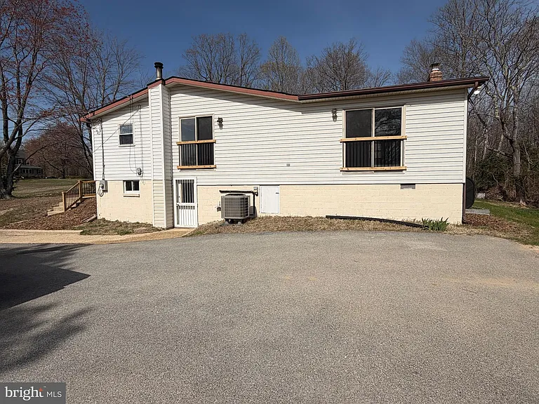 7285 Clyde Jones Rd — Photo 3