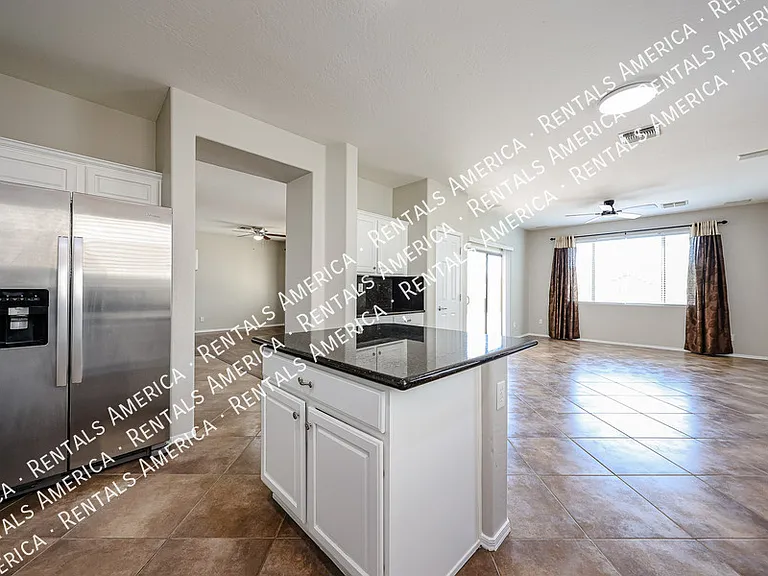 3751 W Desert Creek Ln — Photo 13