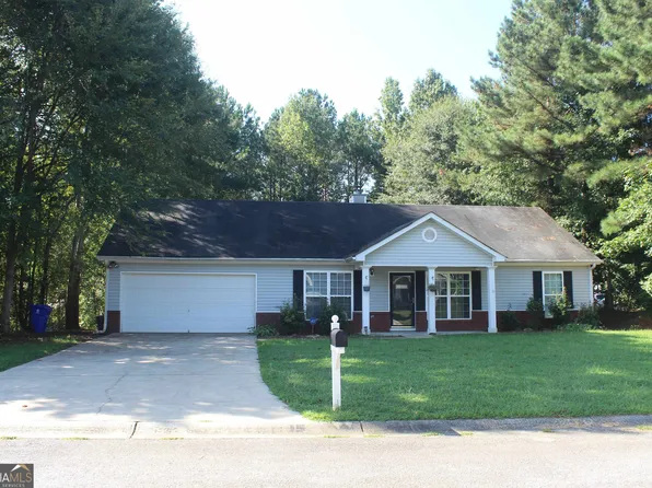 15 Palmer Pl, Grantville, GA 30220