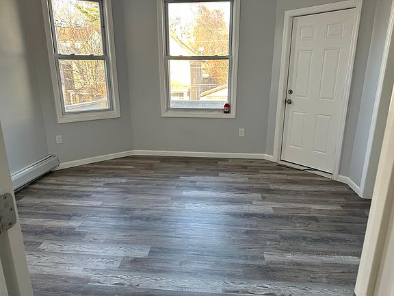 5th image of 174 Westervelt Ave Floor 2