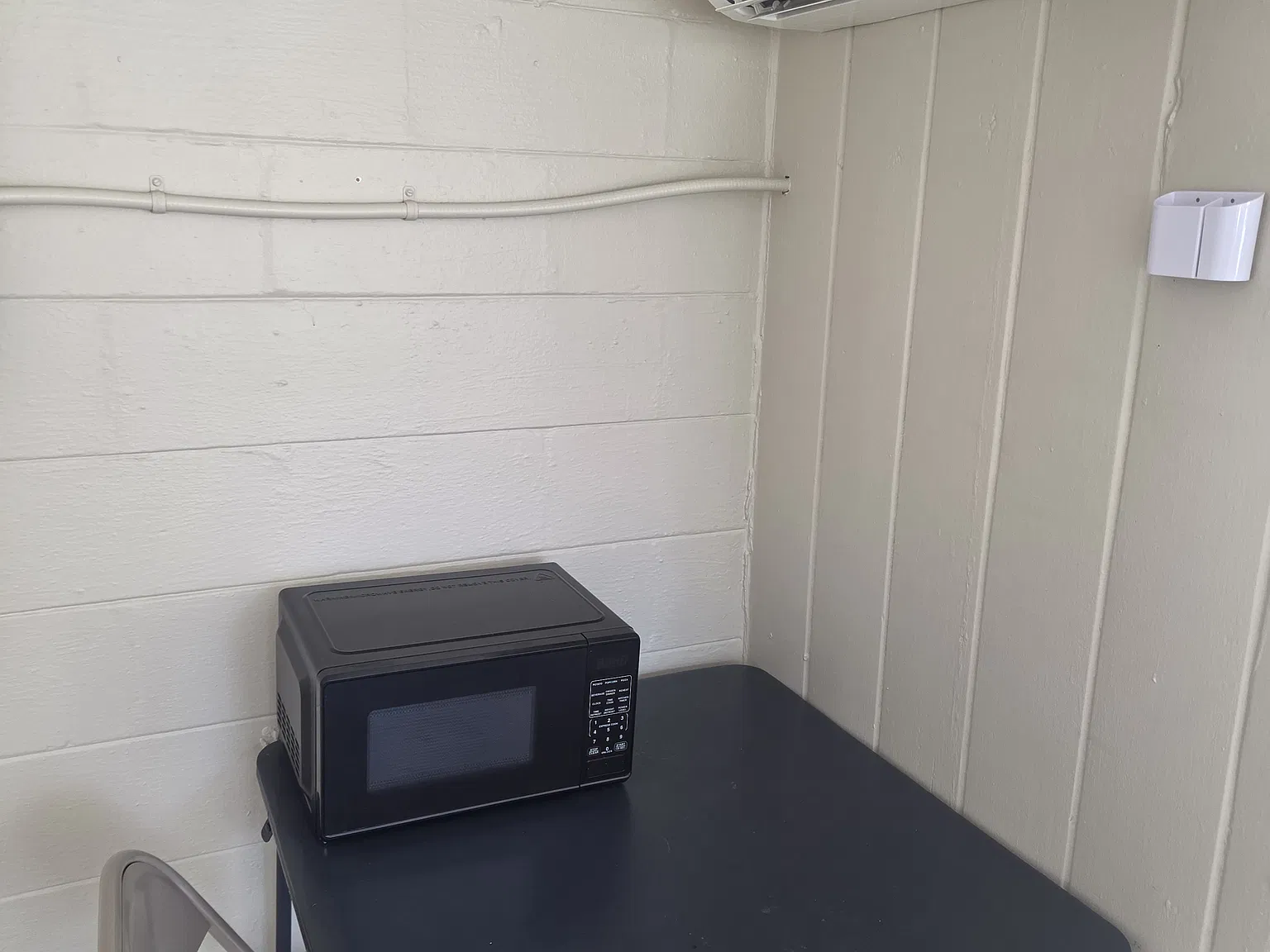 Studio, $700 — Photo 2