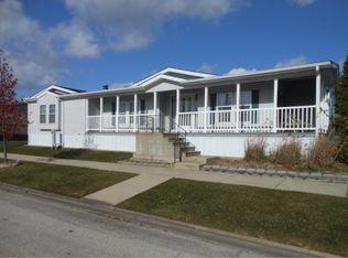 223 Hibiscus Cir, Matteson, IL 60443