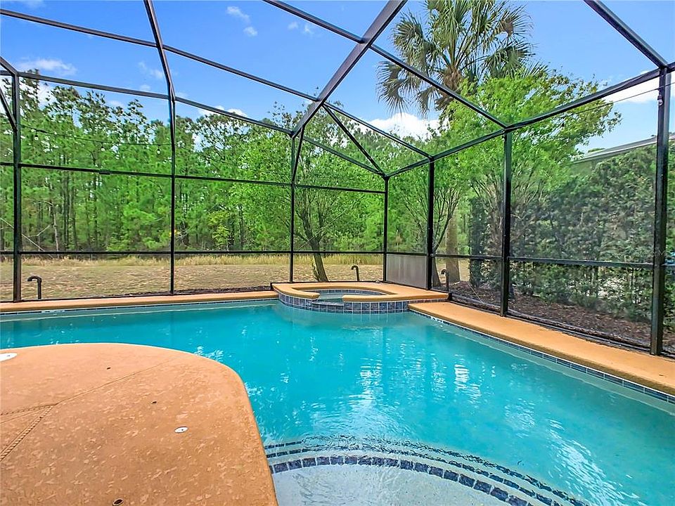 1st image of 574 Tupelo Cir
