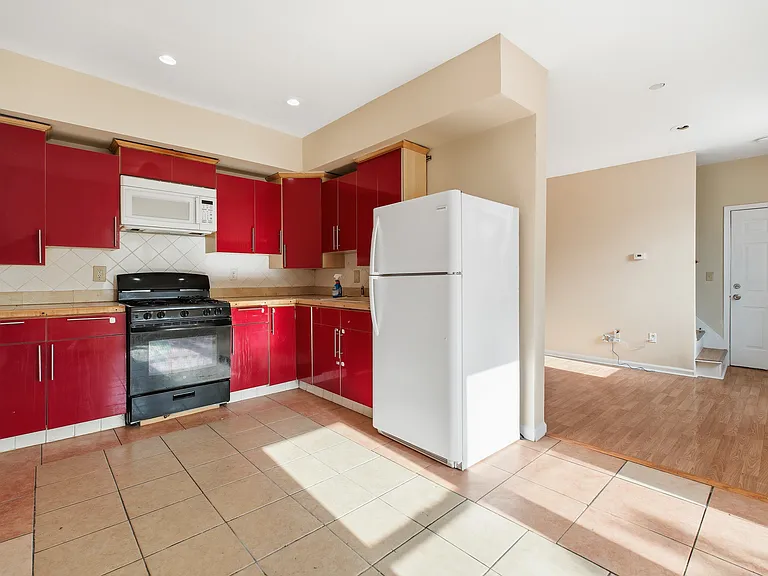77 Swartswood Rd #B — Photo 17