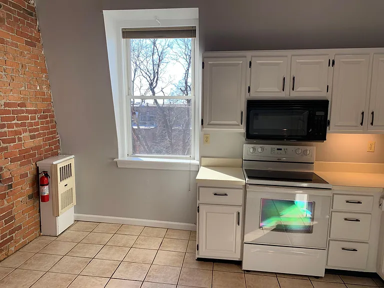 23 Capitol Ave #3 — Photo 18
