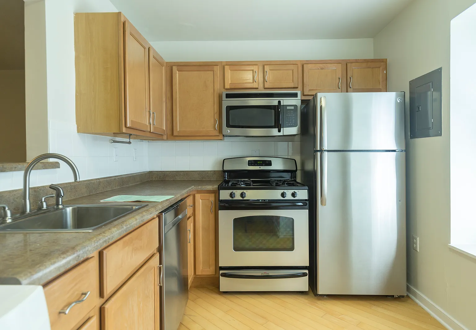 Ash Tree Townhomes — Photo 2