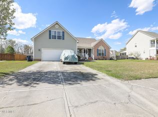 106 Ellington Pl, Jacksonville, NC 28540