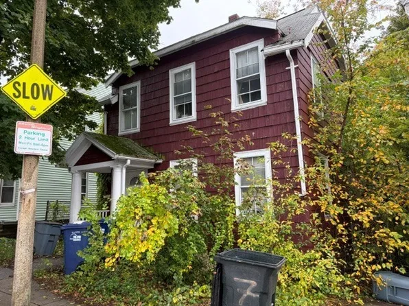 11 Gordon St, Allston, MA 02134